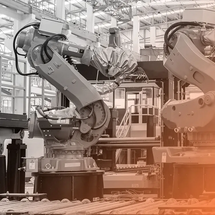 Robots industriels sur une ligne de production automatisée