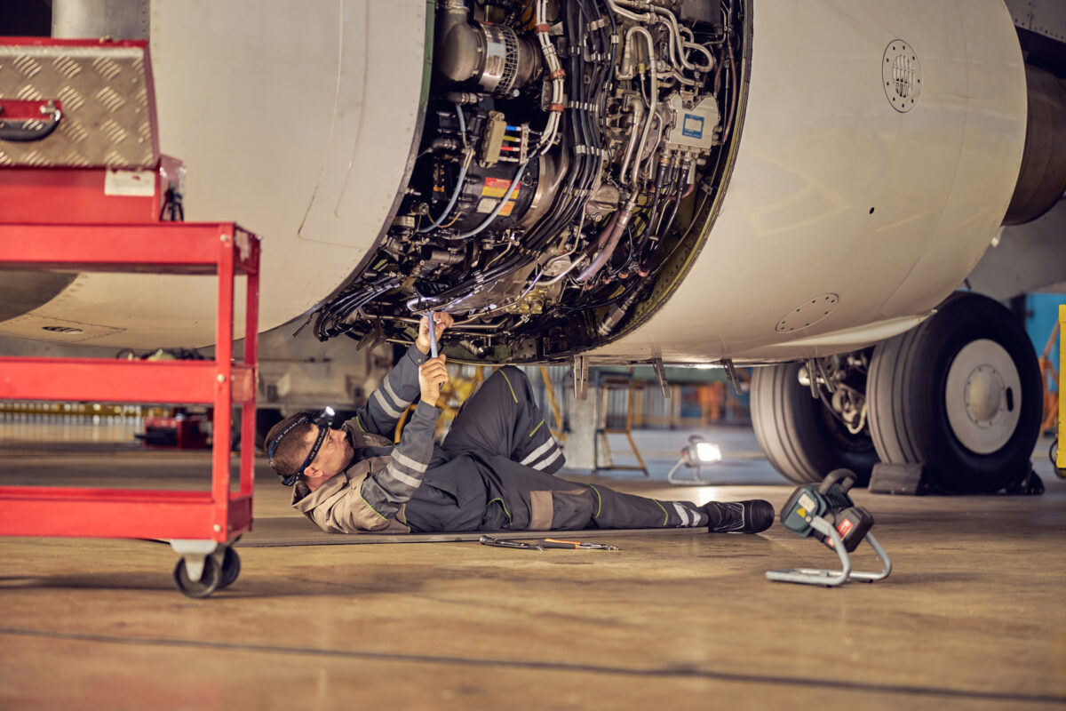 Technicien de maintenance aéronautique Migen à vos côtés — free download